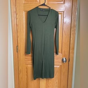Green body-con V-neck dress